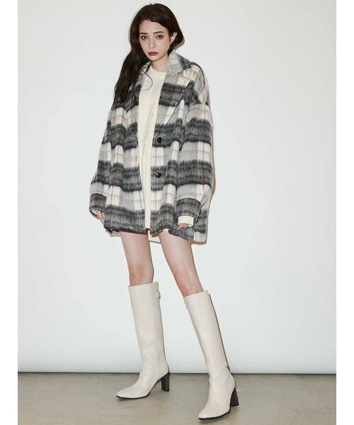 GYDA（ジェイダ）の「BACKスリット ベルトデザインブーツ（ブーツ・レディース・ブラック/アイボリー・SMALL/MEDIUM/LARGE）」の13枚目の写真