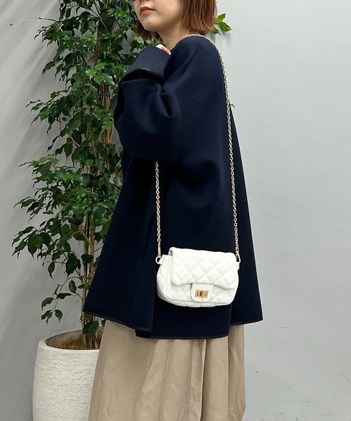 un dix cors（アンディコール）の「チェーンキルティングバッグ（ショルダーバッグ・レディース・ブラック/ホワイト/グリーン/ブルー・FREE）」の12枚目の写真