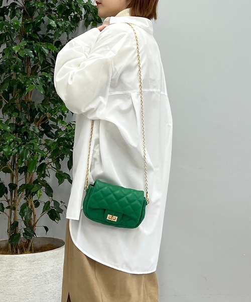 un dix cors（アンディコール）の「チェーンキルティングバッグ（ショルダーバッグ・レディース・ブラック/ホワイト/グリーン/ブルー・FREE）」の19枚目の写真