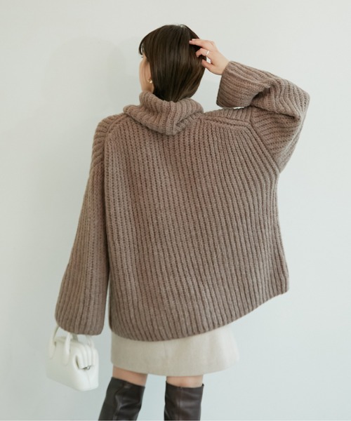 GALLARDAGALANTE（ガリャルダガランテ）の「ワイドリブタートルネック