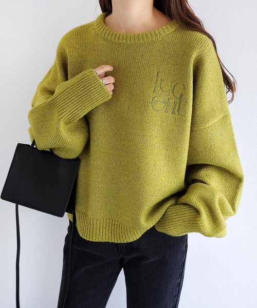 andme(アンドミー)の「ワンポイントロゴ刺繍ニットトップス(ニット/セーター・レディース・ブラック/オフホワイト/ベージュ/ライム・F(M))」の4枚目の写真