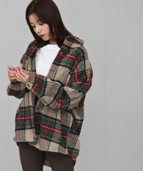 Auntie Rosa（アンティローザ）の「【Shoowtime】ビッグシルエット シャツジャケット Big silhouette Shirt jacket（その他アウター・レディース・レッド/ベージュ・FREE）」の13枚目の写真