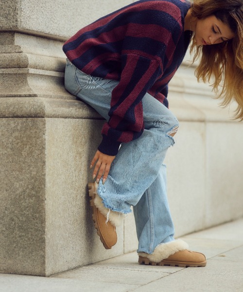 UGG（アグ）の「W COQUETTE　5125-CHESTNUT（サンダル・レディース・ブラウン・5/6/7/8/9）」の2枚目の写真