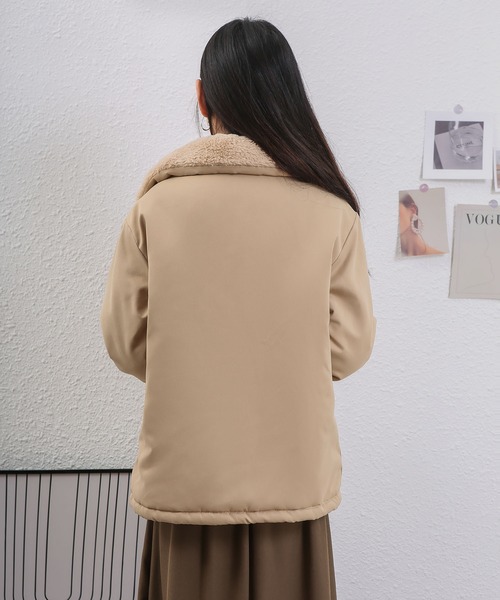 MAISON DE THERESE(メゾン ド テレーズ)の「【低身長向け】ファーボアドッキングジャケット(トレンチコート・レディース・ブラック/ベージュ/レッド/アイボリー・M/L)」の11枚目の写真