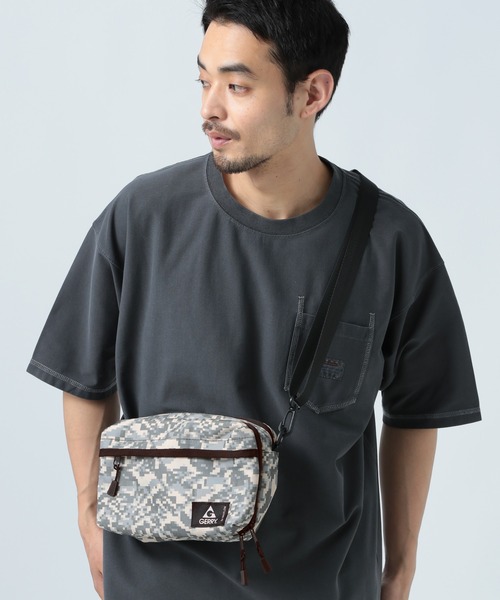 GERRY(ジェリー)の「【GERRY(ジェリー)】別注マルチショルダー2(ショルダーバッグ・メンズ・ブラック/その他9/ベージュ/その他1/カモフラージュ・FREE)」の11枚目の写真