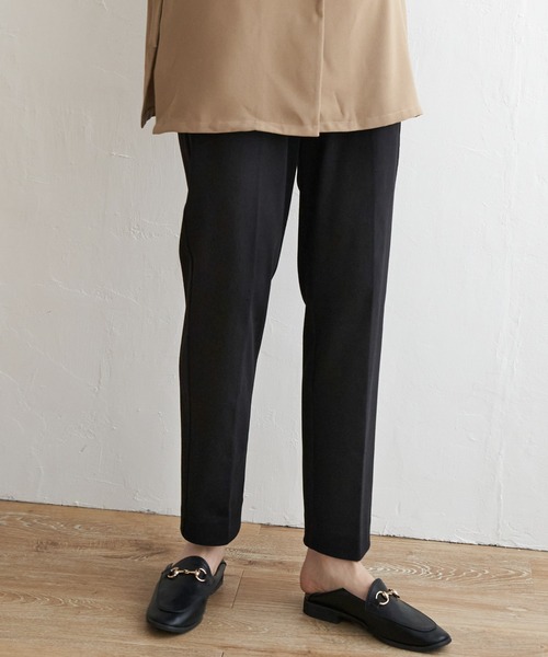 ikka（イッカ）の「テーパードパンツ（その他パンツ・レディース・グリーン/ピンク/ブルー/ライトグレー/ブラック・S/M/L）」の2枚目の写真