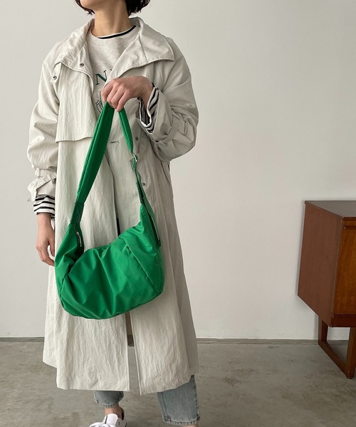 210nouve（トゥージュヌーブ）の「ナイロンカラーショルダーバッグ（ショルダーバッグ・レディース・ホワイト/ブラック/グリーン/ベージュ/ピンク・FREE）」の18枚目の写真