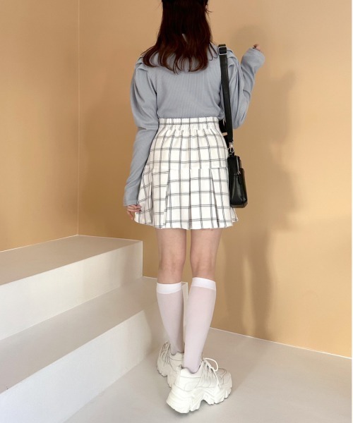 OLIVE des OLIVE（オリーブデオリーブ）の「プリーツミニスカート（スカート・レディース・ホワイト/ベージュ/グレー/サックスブルー・FREE）」の7枚目の写真