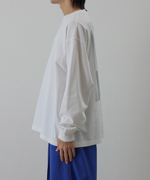 COLONY 2139（コロニートゥーワンスリーナイン）の「天竺グラフィックバックプリント長袖T（Tシャツ/カットソー・メンズ・ホワイト/ブラック・MEDIUM/LARGE）」の12枚目の写真