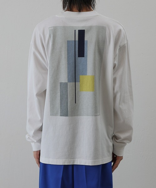 COLONY 2139（コロニートゥーワンスリーナイン）の「天竺グラフィックバックプリント長袖T（Tシャツ/カットソー・メンズ・ホワイト/ブラック・MEDIUM/LARGE）」の7枚目の写真