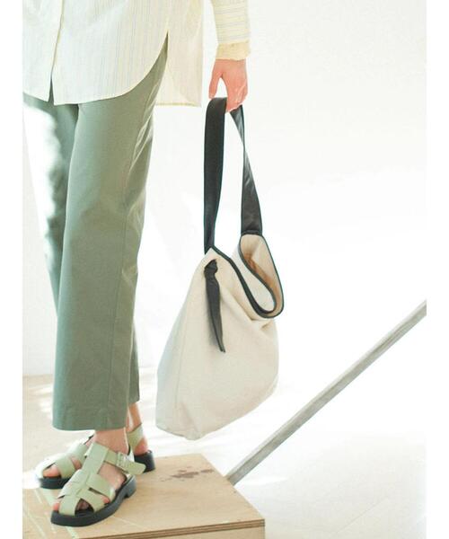 Lugnoncure（ルノンキュール）の「キャンバスショルダーバッグ（ハンドバッグ・レディース・ブラウン/ブラック・ﾌﾘ-）」の6枚目の写真