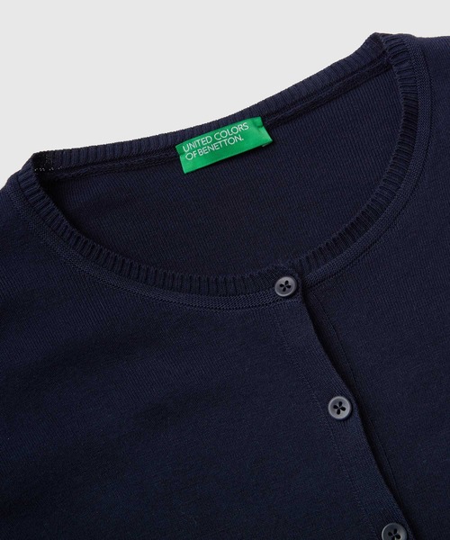 BENETTON (UNITED COLORS OF BENETTON)（ベネトンユナイテッドカラーズオブベネトン）の「コットン100％無地クルーネック長袖カーディガン（カーディガン/ボレロ・レディース・ホワイト/ネイビー/ベージュ/レッド/イエロー/グリーン・SMALL/MEDIUM/LARGE/X-SMALL）」の21枚目の写真
