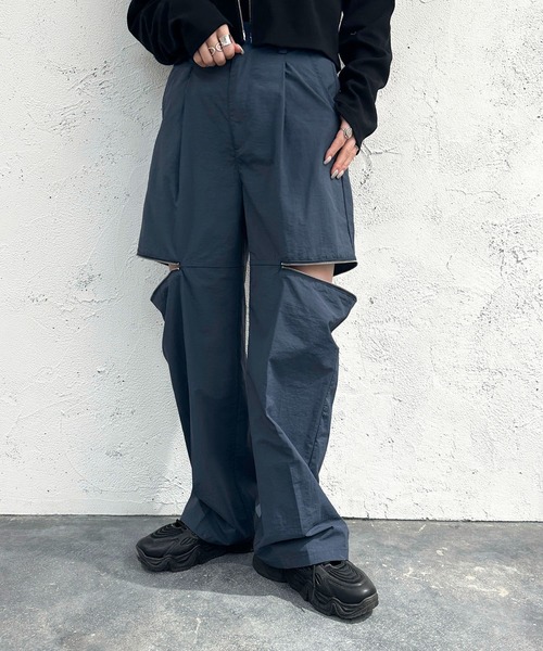 apres jour mignon(アプレジュールミニョン)の「ジップデザインパンツ【ZOZOTOWN限定アイテム】(その他パンツ・レディース・ピンク/ブラック/カーキ/ブルー/レッド・SMALL/MEDIUM/X-LARGE)」の3枚目の写真