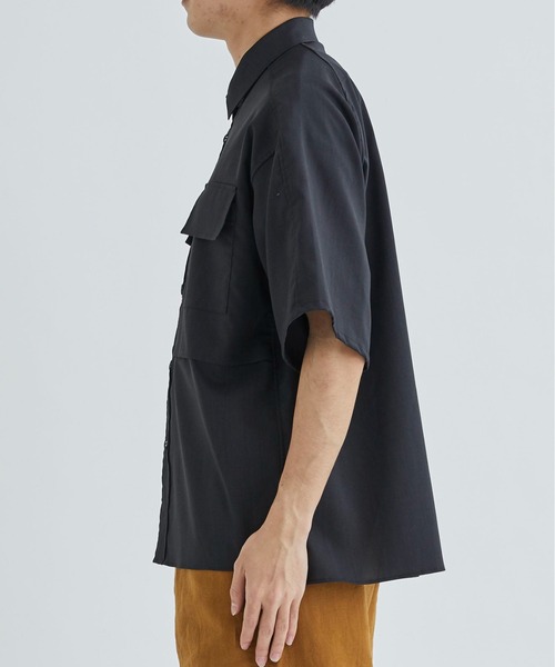 WHITE MOUNTAINEERING(ホワイトマウンテニアリング)の「SOLOTEX WIDE SLEEVE SHIRT(シャツ/ブラウス・メンズ・ブラック/ブラウン・1/0)」の9枚目の写真