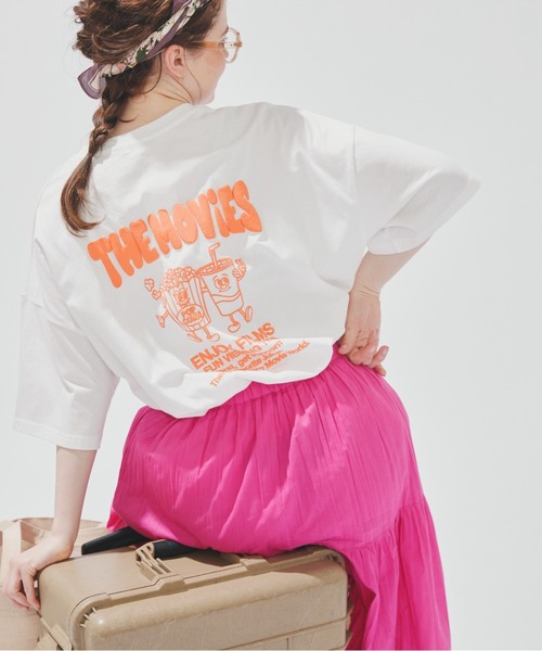 EDIT Gris(エディットグリ)の「【ユニセックスで着用可能】バックプリントビッグTシャツ(Tシャツ/カットソー・レディース・ホワイト/オレンジ/ブルー・FREE)」の2枚目の写真