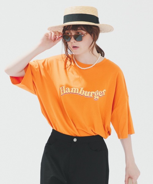 EDIT Gris(エディットグリ)の「【ユニセックスで着用可能】バックプリントビッグTシャツ(Tシャツ/カットソー・レディース・ホワイト/オレンジ/ブルー・FREE)」の1枚目の写真