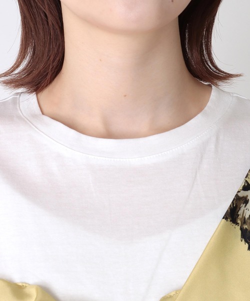 Three Four Time 猫柄リボンフレンチスリーブTシャツ Three Four Time（ｽﾘｰﾌｫｰﾀｲﾑ）の「CATスカーフリボンフレンチ