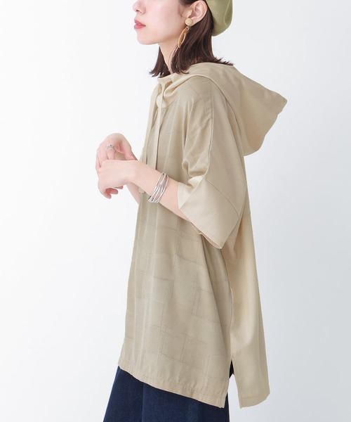 osharewalker（オシャレウォーカー）の「【廃盤】『異素材スタンドフード半端袖パーカー』（パーカー・レディース・ブラック/ベージュ・FREE）」の10枚目の写真