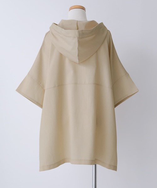 osharewalker（オシャレウォーカー）の「【廃盤】『異素材スタンドフード半端袖パーカー』（パーカー・レディース・ブラック/ベージュ・FREE）」の17枚目の写真