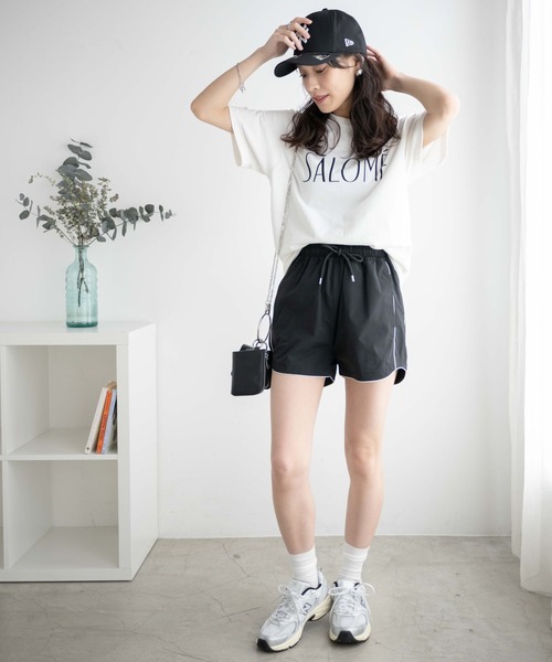 WEGO(ウィゴー)の「WEGO/パイピングランニングショーツ(その他パンツ・レディース・ホワイト/ブラック・FREE)」の4枚目の写真