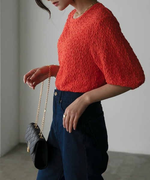 Anss.me(アンスミー)の「【Anss.me】フラワージャガードパフスリーブTシャツ(Tシャツ/カットソー・レディース・ブルー/アイボリー/ブラック/オレンジ/グリーン・FREE)」の5枚目の写真