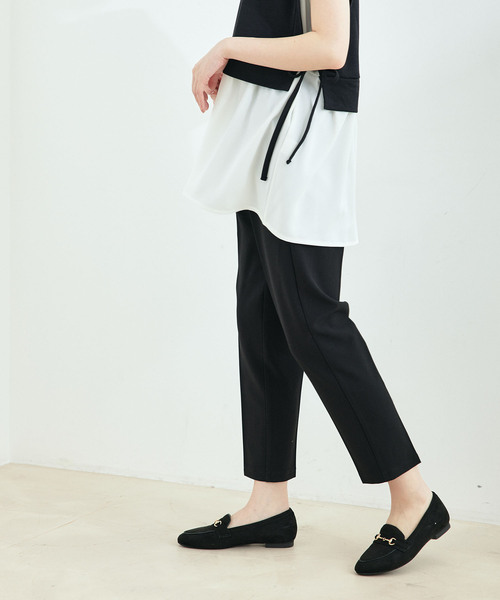 Jayro(ジャイロ)の「センタープレステーパードパンツ(スラックス・レディース・ブルー/グリーン/ピンク/ホワイト系その他/ダークブラウン/ブラック・L/M)」の3枚目の写真