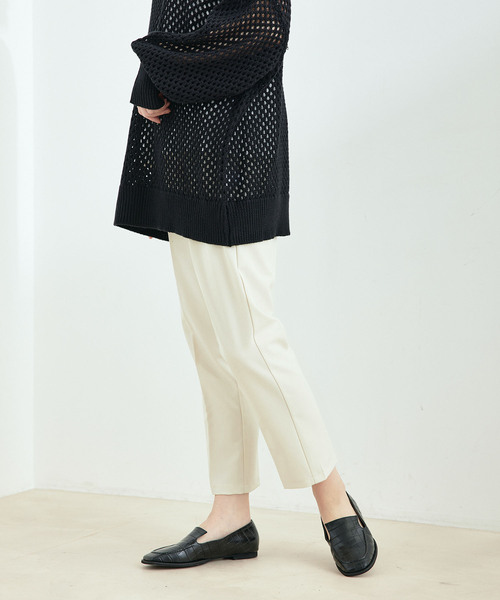 Jayro(ジャイロ)の「センタープレステーパードパンツ(スラックス・レディース・ブルー/グリーン/ピンク/ホワイト系その他/ダークブラウン/ブラック・L/M)」の13枚目の写真