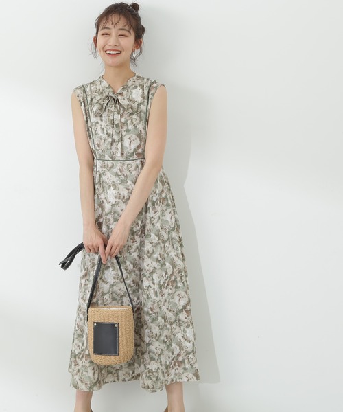 N.（N. Natural Beauty Basic）（エヌエヌナチュラルビューティーベーシック）の「【S Size Line】◆ブラッシュプリントリボンタイワンピース（ワンピース・レディース・ベージュ/グリーン/グレー・SMALL/MEDIUM）」の3枚目の写真