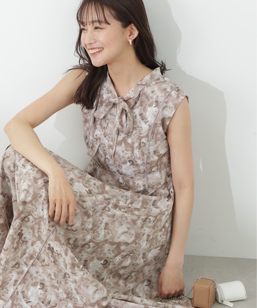 N.（N. Natural Beauty Basic）（エヌエヌナチュラルビューティーベーシック）の「【S Size Line】◆ブラッシュプリントリボンタイワンピース（ワンピース・レディース・ベージュ/グリーン/グレー・SMALL/MEDIUM）」の7枚目の写真