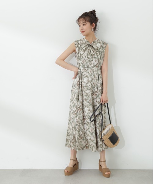 N.（N. Natural Beauty Basic）（エヌエヌナチュラルビューティーベーシック）の「【S Size Line】◆ブラッシュプリントリボンタイワンピース（ワンピース・レディース・ベージュ/グリーン/グレー・SMALL/MEDIUM）」の17枚目の写真