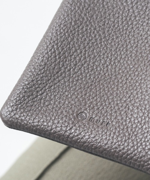 MURA(ムラ)の「フルグレイン シュリンクレザー スナップボタン スマホショルダーバッグ(ショルダーバッグ・レディース・ダークブラウン/チャコールグレー/ピンク/ブラック/ライトグレー・FREE)」の12枚目の写真