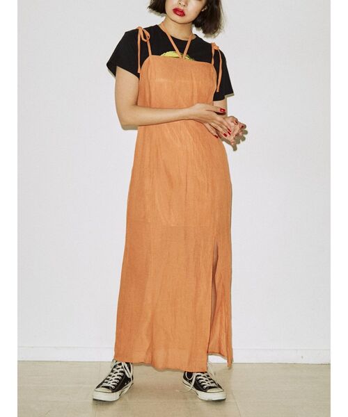 jouetie（ジュエティ）の「ホルターネックキャミワンピース（ワンピース・レディース・ブラック/オレンジ/ブルー・MEDIUM）」の3枚目の写真