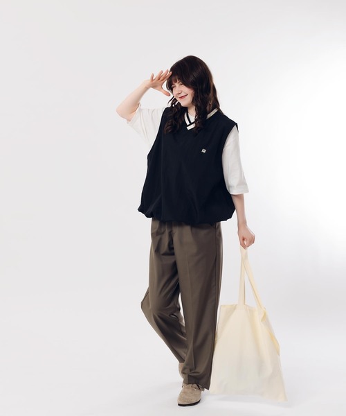 MUHET(ミュエータ)の「ドロストナイロンベスト(ベスト・レディース・ベージュ/カーキ/ブラック・MEDIUM/X-LARGE)」の10枚目の写真