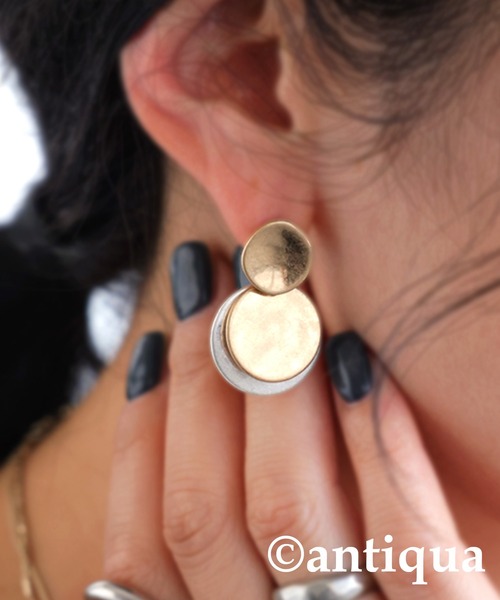 antiqua（アンティカ）の「マットサークルピアス（ピアス（両耳用）・レディース・ゴールド/シルバー・FREE）」の12枚目の写真