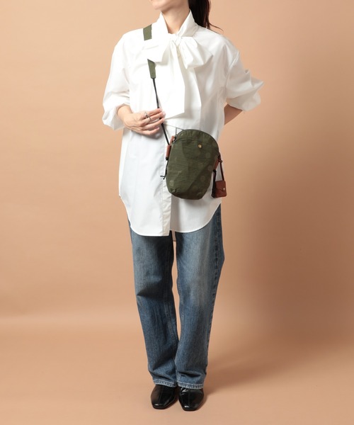 toleur（トーラ）の「【toleur】ナイロンドットミニサコッシュ 11859（ショルダーバッグ・レディース・ブラック/キャメル/カーキ/グレイッシュベージュ/パープル/マスタード/ライトグリーン/アイボリー/ライトグレー・FREE）」の21枚目の写真