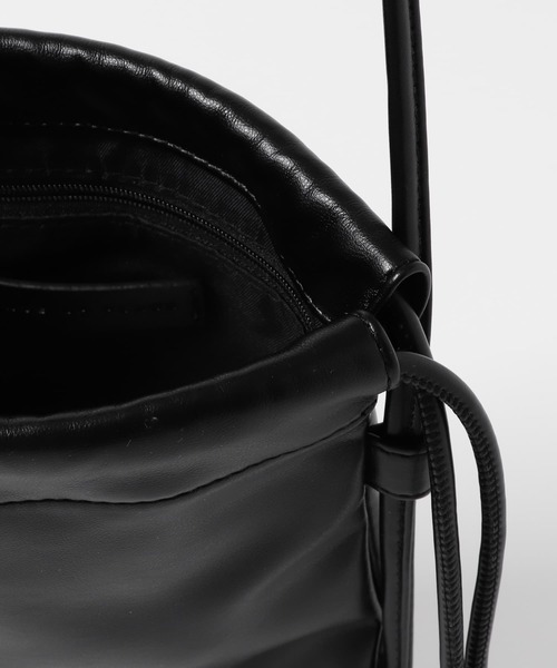 SENSE OF PLACE by URBAN RESEARCH（センスオブプレイスバイアーバンリサーチ）の「『ユニセックス』フェイクレザーコードキンチャクショルダー（ショルダーバッグ・メンズ・グリーン/ブラック/ダークブラウン・ONE）」の16枚目の写真