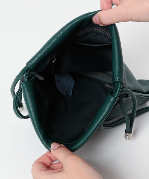 SENSE OF PLACE by URBAN RESEARCH（センスオブプレイスバイアーバンリサーチ）の「『ユニセックス』フェイクレザーコードキンチャクショルダー（ショルダーバッグ・メンズ・グリーン/ブラック/ダークブラウン・ONE）」の21枚目の写真