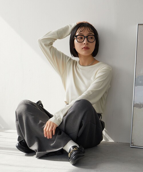 FREAK'S STORE(フリークスストア)の「限定展開 Ginger フライス クルーネック ロングスリーブTシャツ(抗菌防臭・吸湿発熱)(Tシャツ/カットソー・レディース・ブルー/オフホワイト/ブラック/ブラウン/マジェンタ/グリーン・SMALL/LARGE/MEDIUM)」の10枚目の写真