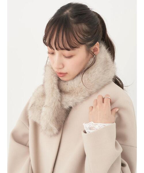 earth music&ecology(アースミュージックアンドエコロジー)の「ファーティペット(ストール/ショール・レディース・アイボリー/ベージュ・FREE)」の7枚目の写真