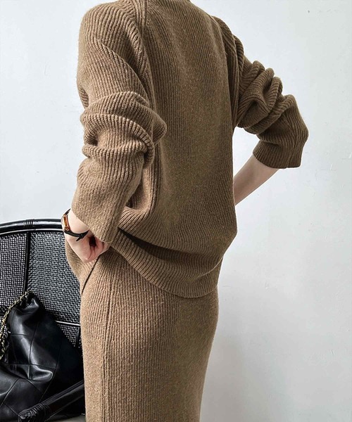 OSYAREVO（オシャレボ）の「ニット カーディガン セットアップ（セットアップ・レディース・モカ/グレイッシュベージュ・FREE）」の5枚目の写真