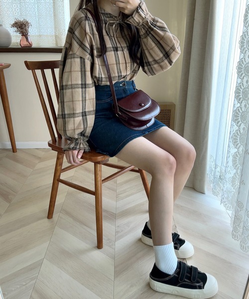 Cham.(チャム)の「ダブルベルトキャンバススニーカー(スニーカー・レディース・レッド/ベージュ/ブラック・23.5/24/24.5/22.5/23)」の19枚目の写真