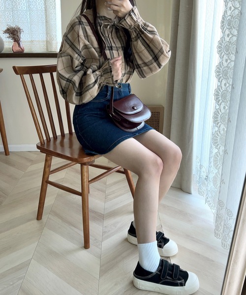 Cham.(チャム)の「ダブルベルトキャンバススニーカー(スニーカー・レディース・レッド/ベージュ/ブラック・23.5/24/24.5/22.5/23)」の20枚目の写真