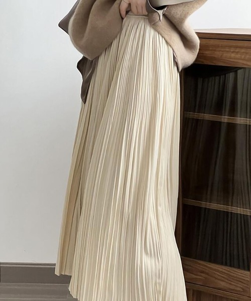 Ulysses（ユリシス）の「ランダムプリーツスカート（スカート・レディース・キャメル/グレー/ブラック/グリーン/アイボリー/ブラウン・F）」の2枚目の写真