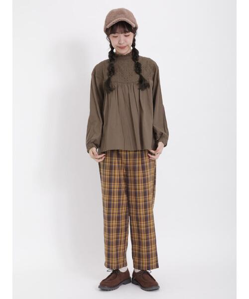 Samansa Mos2（サマンサ モスモス）の「シャーリングレース切替ブラウス（シャツ/ブラウス・レディース・モカ/ネイビー/キナリ/オフホワイト・F）」の12枚目の写真