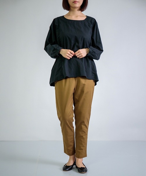 D.M.G.（ドミンゴ）の「[D.M.G. / ディーエムジー] コットンリネンツイルストレッチ ジョガーパンツ（チノパンツ・レディース・ナチュラル/ターコイズブルー/ブラウン/ブラック・M/S）」の21枚目の写真