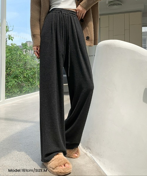 SEU(エスイーユー)の「レディースハイウエストゴムストレートワイドパンツ(その他パンツ・レディース・チャコール/ベージュ/グレー/ブラック・M/L)」の2枚目の写真