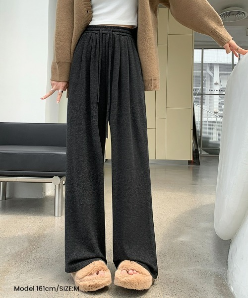 SEU(エスイーユー)の「レディースハイウエストゴムストレートワイドパンツ(その他パンツ・レディース・チャコール/ベージュ/グレー/ブラック・M/L)」の10枚目の写真