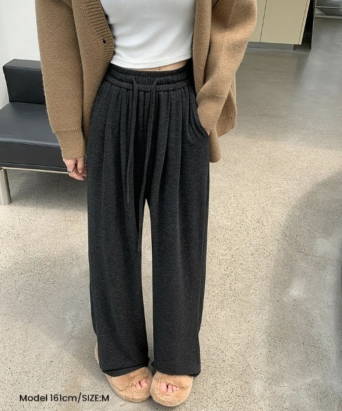 SEU(エスイーユー)の「レディースハイウエストゴムストレートワイドパンツ(その他パンツ・レディース・チャコール/ベージュ/グレー/ブラック・M/L)」の11枚目の写真