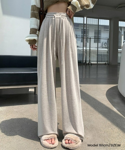 SEU(エスイーユー)の「レディースハイウエストゴムストレートワイドパンツ(その他パンツ・レディース・チャコール/ベージュ/グレー/ブラック・M/L)」の18枚目の写真