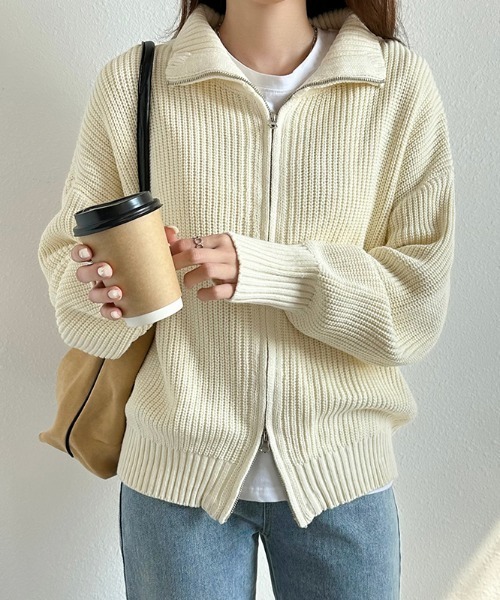 COCOMOMO（ココモモ）の「ダブルジップハイネックニットトップス（ニット/セーター・レディース・ブラウン/ベージュ/ブラック/ネイビー/アイボリー・FREE）」の6枚目の写真